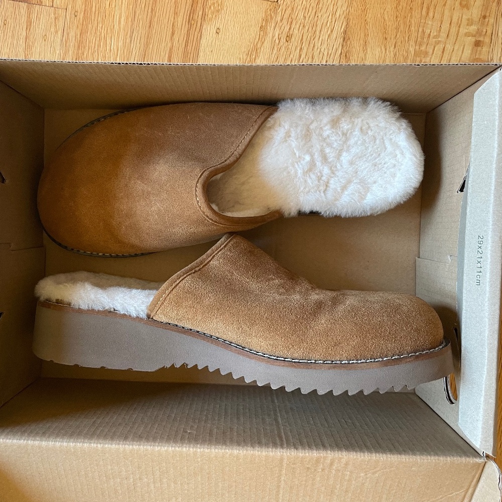 Simple clogs